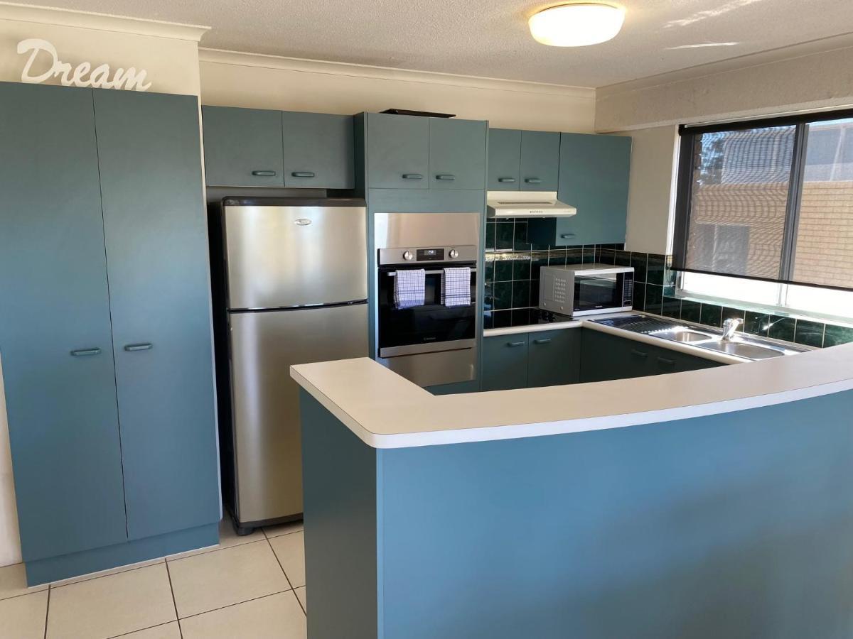 Belvedere Apartments Caloundra Esterno foto